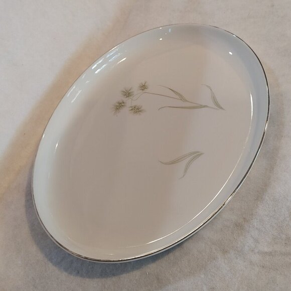 13" Oval Serving Platter Greenbriar - Picture 3 of 8